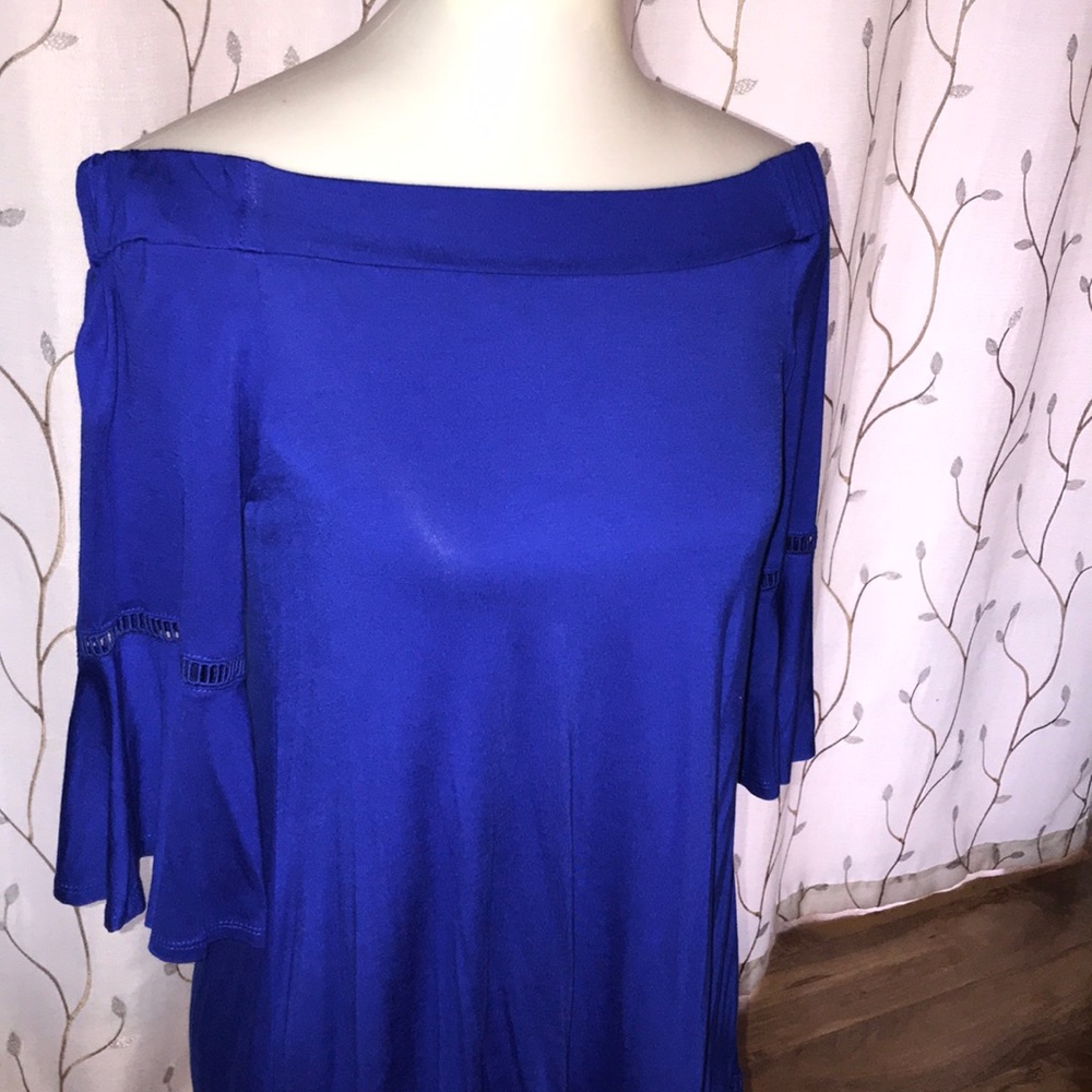 NWT Blue Blouse w/ flowy sleeves on/off shoulder๐ - Picture 5 of 8
